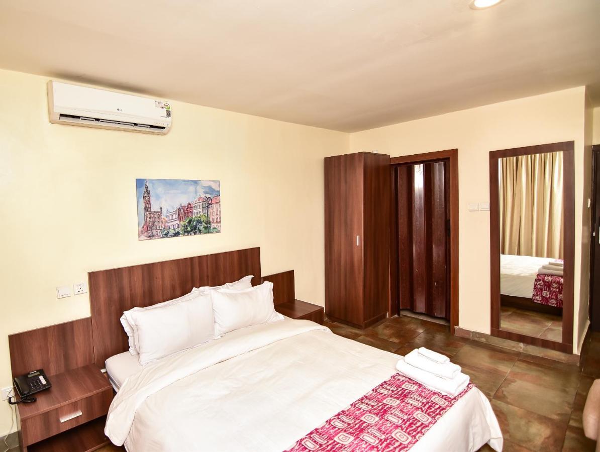 Sinclair Guest House Abuja Extérieur photo